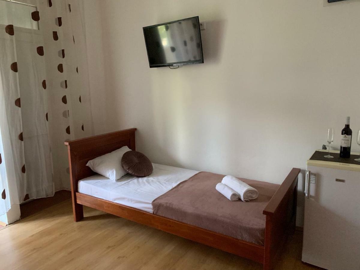 Guesthouse Orlovic 부드바 외부 사진