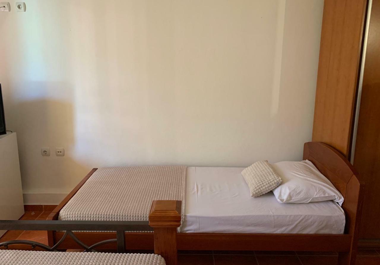 Guesthouse Orlovic 부드바 외부 사진