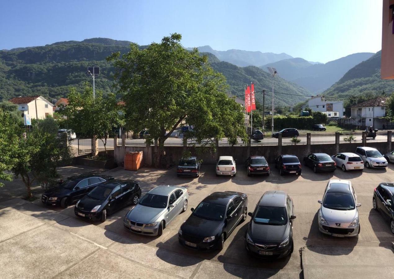 Guesthouse Orlovic 부드바 외부 사진