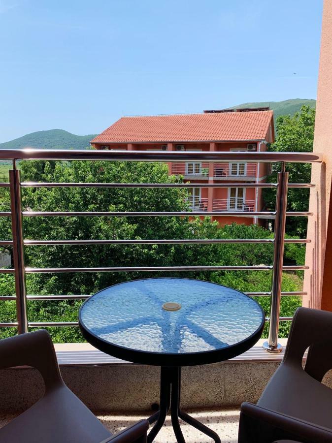 Guesthouse Orlovic 부드바 외부 사진
